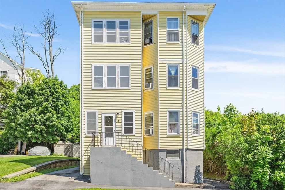 Unit for sale at 9 Caprera Rd, Worcester, MA 01604