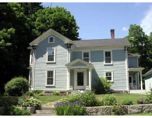 Unit for sale at 3 Chestnut St, Grafton, MA 01519