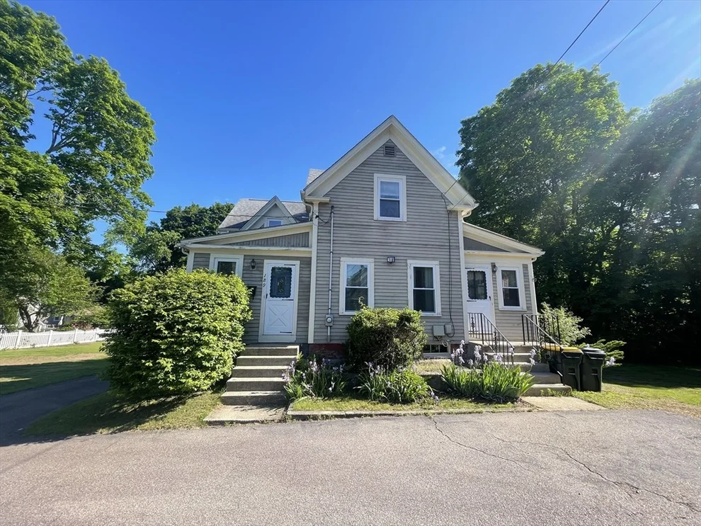 Unit for sale at 189 School Street, Franklin, MA 02038
