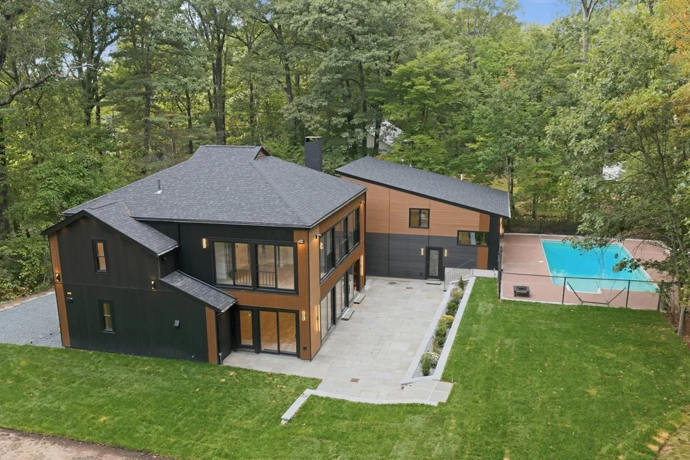Unit for sale at 641 Grove St, Framingham, MA 01701