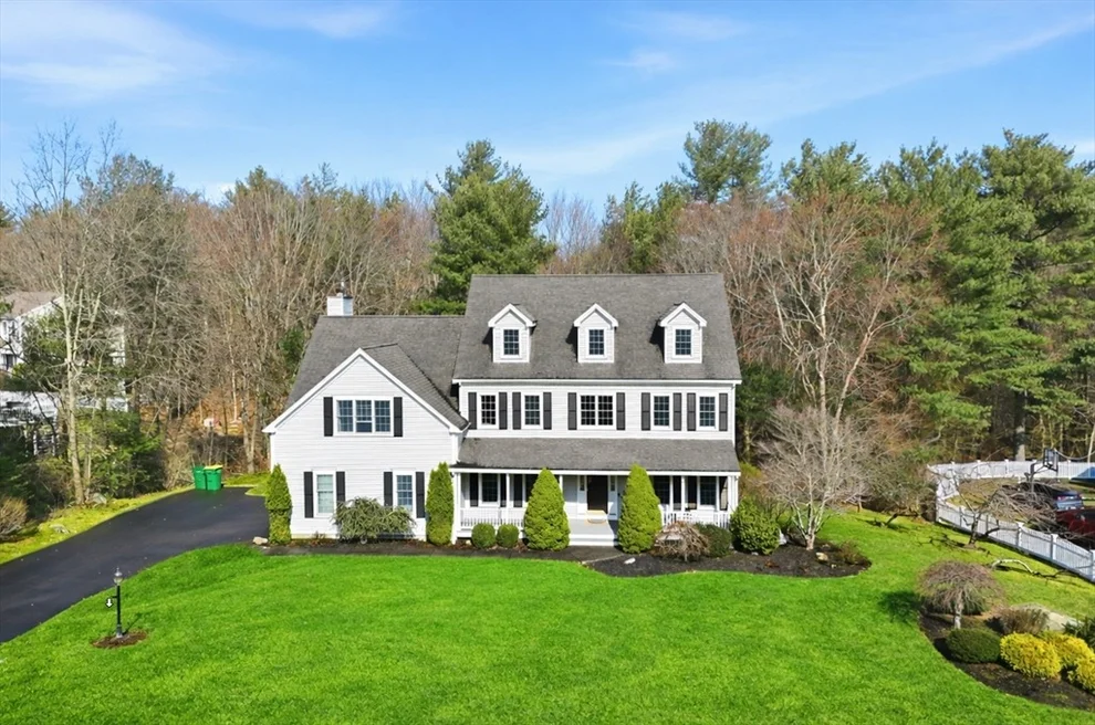 Unit for sale at 8 Scarlet Ct, Easton, MA 02356
