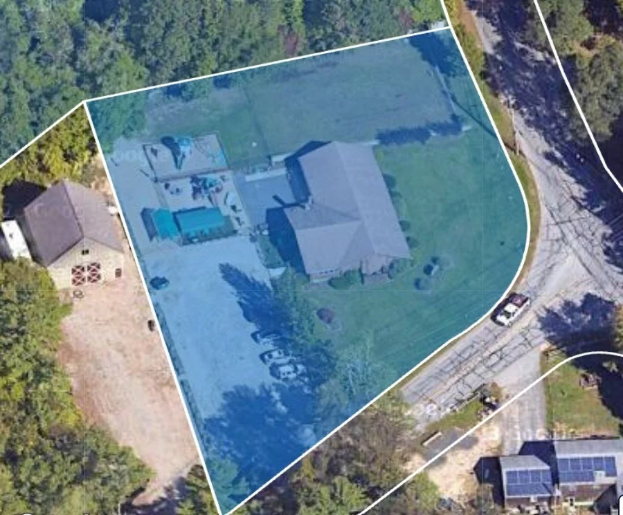 Unit for sale at 1080 Faunce Corner Rd, Dartmouth, MA 02747
