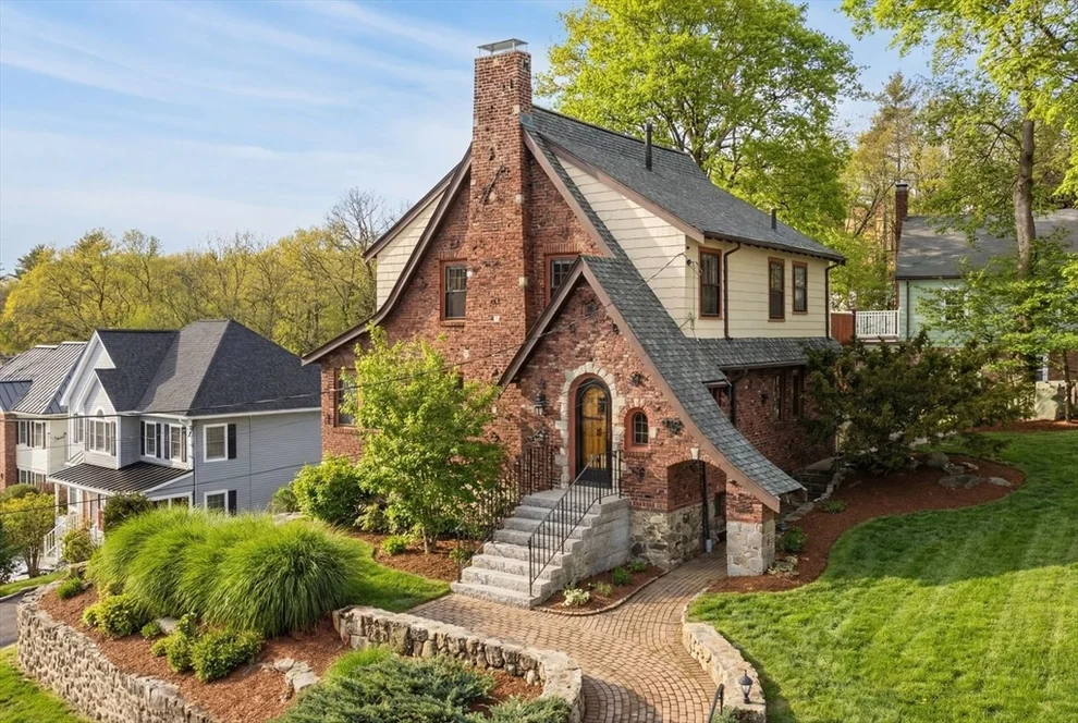 Unit for sale at 93 Churchill Ave, Arlington, MA 02476