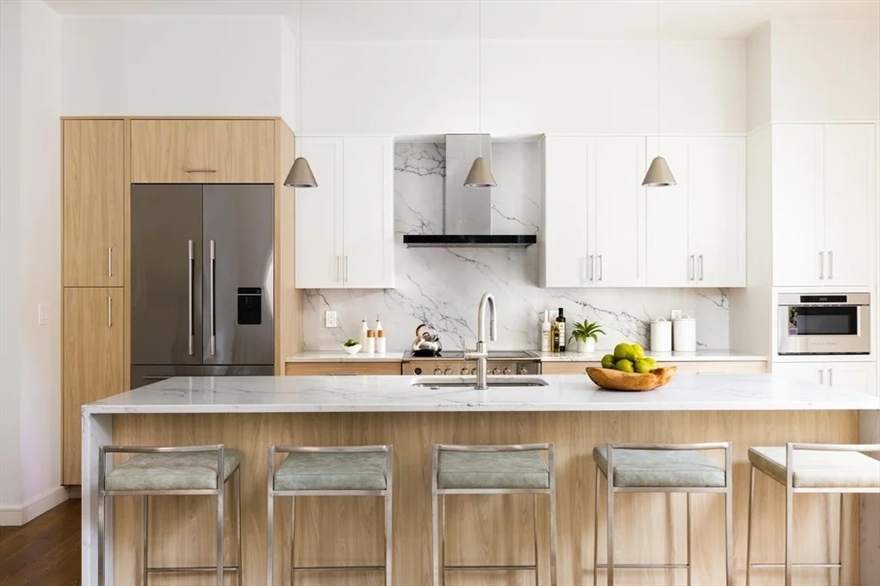Unit for sale at 21 Kent Square, Brookline, MA 02446
