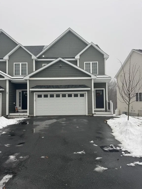 Unit for sale at 41 Modoc St, Worcester, MA 01604