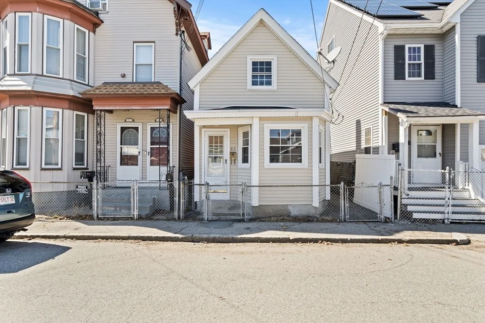 Unit for sale at 85 Kinsman Street, Lowell, MA 01852