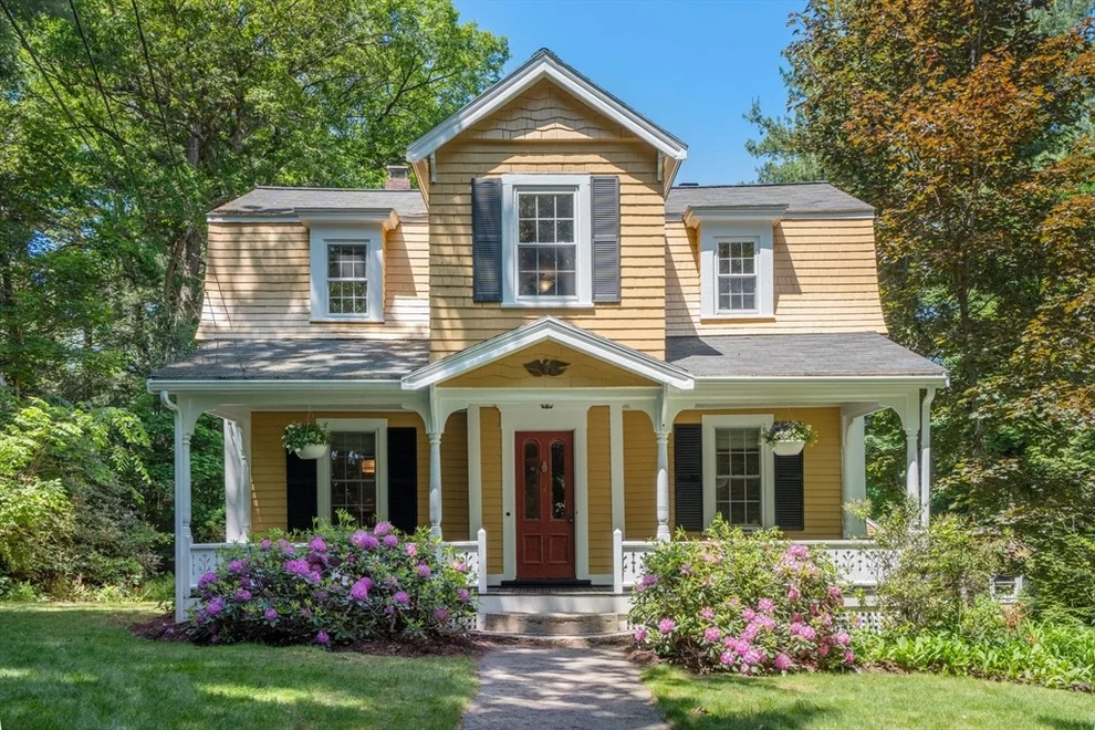 Unit for sale at 21 Studio Rd, Newton, MA 02466