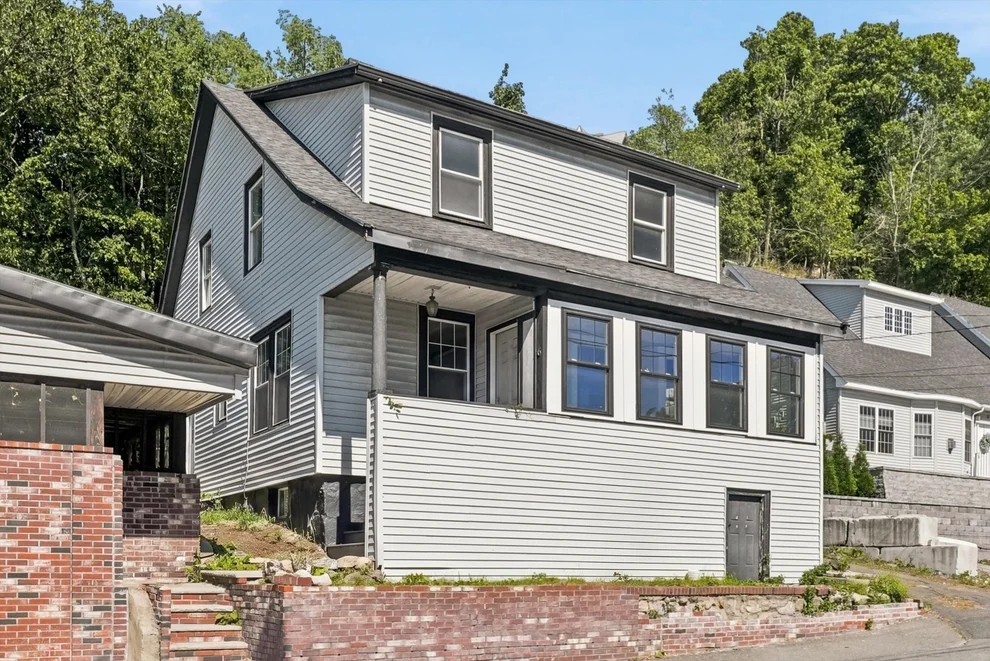 Unit for sale at 6 Cliff Street, Lynn, MA 01905