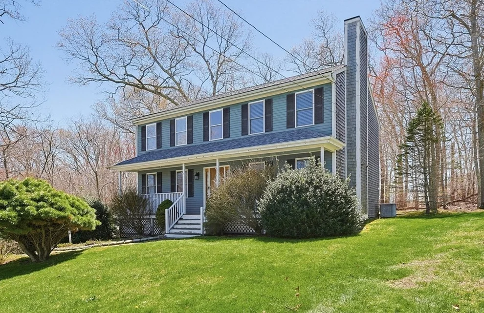 Unit for sale at 7 Shand Court Cir, Somerset, MA 02726