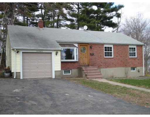 Unit for sale at 79 Hobbs Rd, Waltham, MA 02452