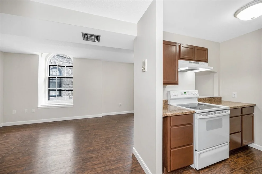 Unit for sale at 201 Thorndike St, Lowell, MA 01852