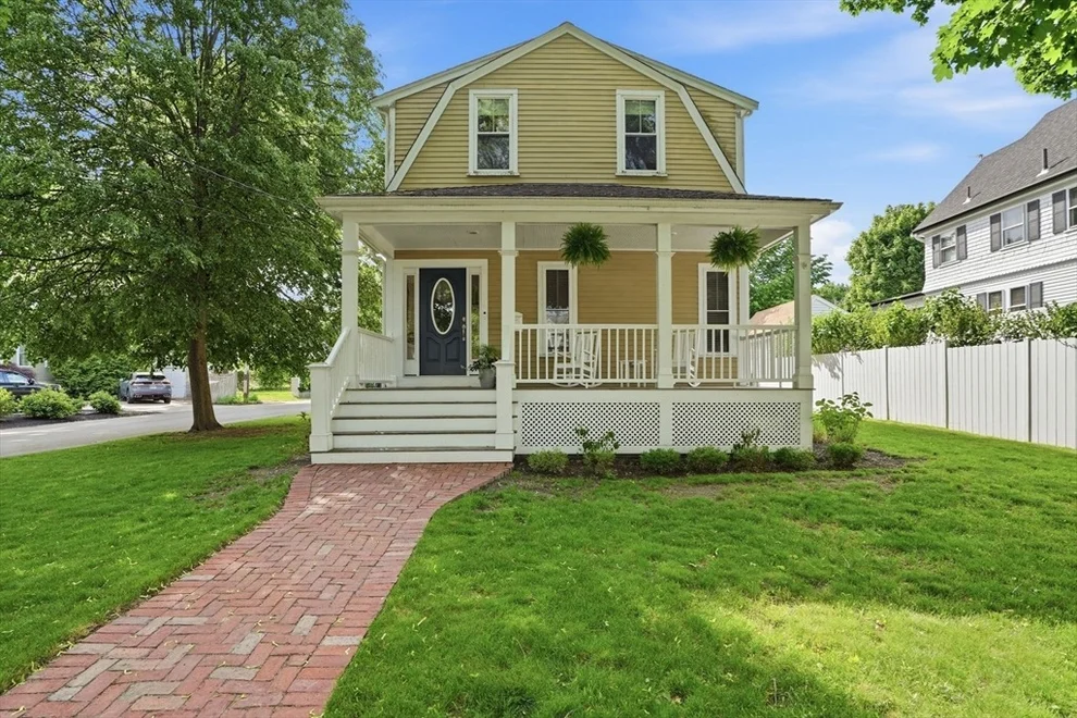 Unit for sale at 59 Elm Street, Hingham, MA 02043