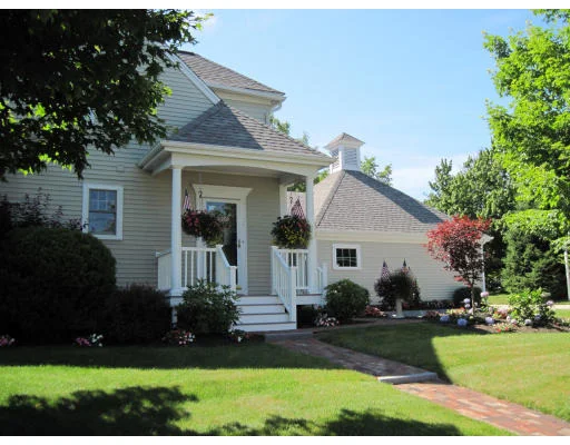 Unit for sale at 174 State, Newburyport, MA 01950