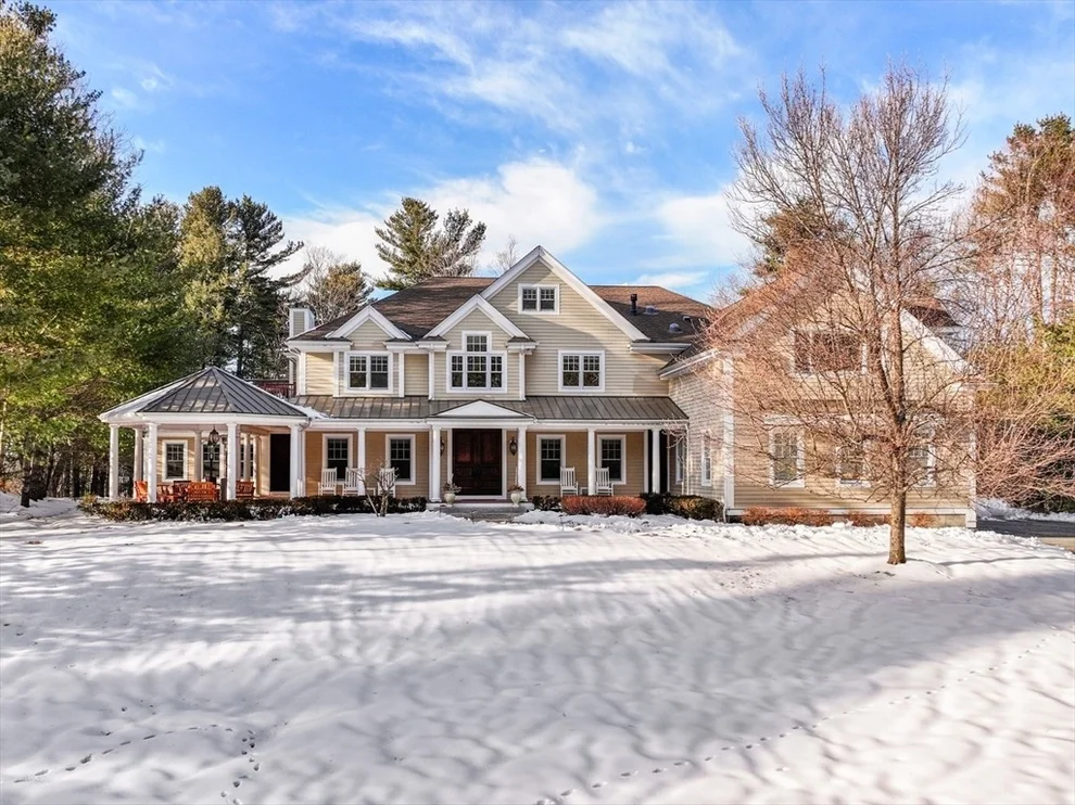 Unit for sale at 427 Hillside St, Milton, MA 02186