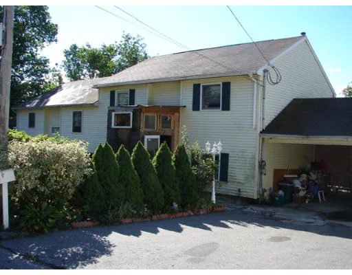 Unit for sale at 69 Fielding St, Worcester, MA 01603