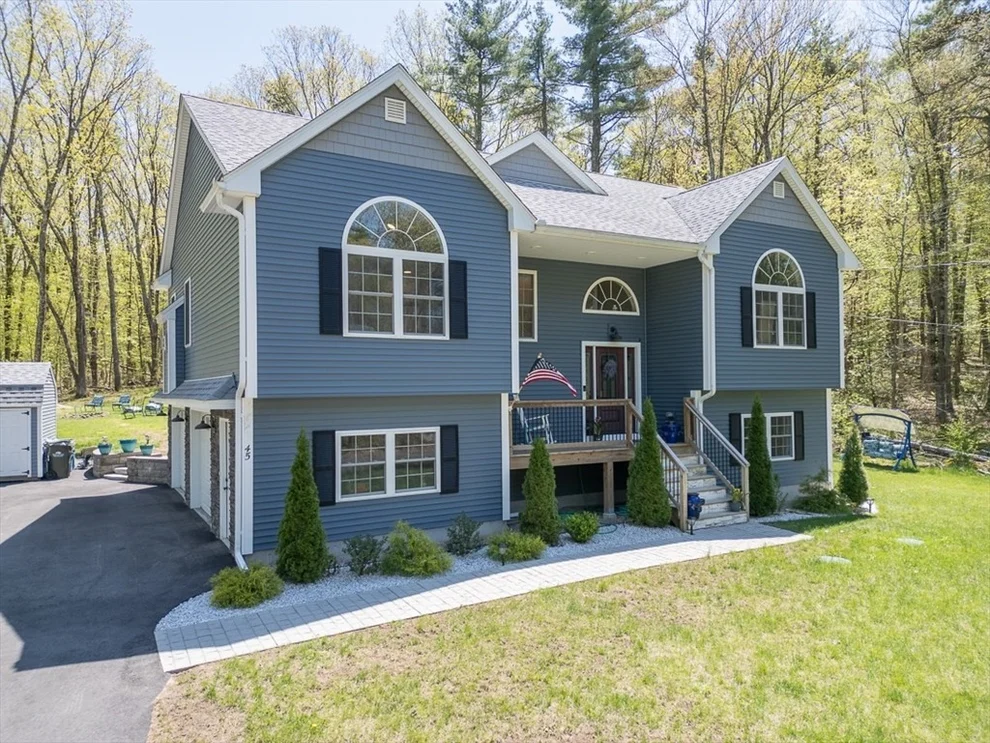 Unit for sale at 45 Secret Lake Rd, Phillipston, MA 01331