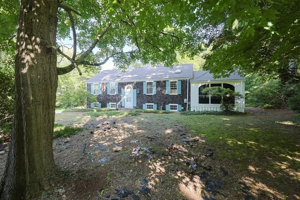 Unit for sale at 51 Granite St, Foxboro, MA 02035