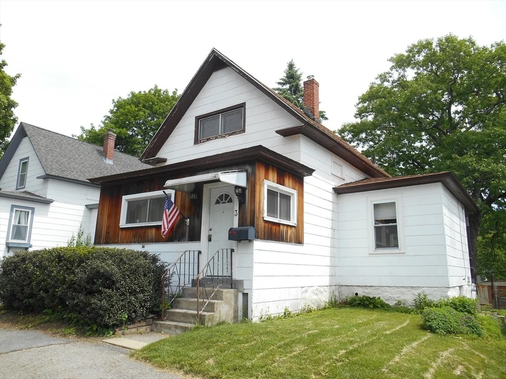 Unit for sale at 3 Anderson Avenue, Worcester, MA 01604