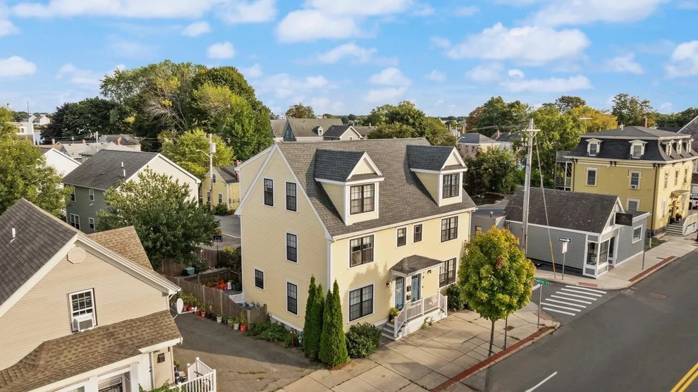 Unit for sale at 43 Bridge, Salem, MA 01970