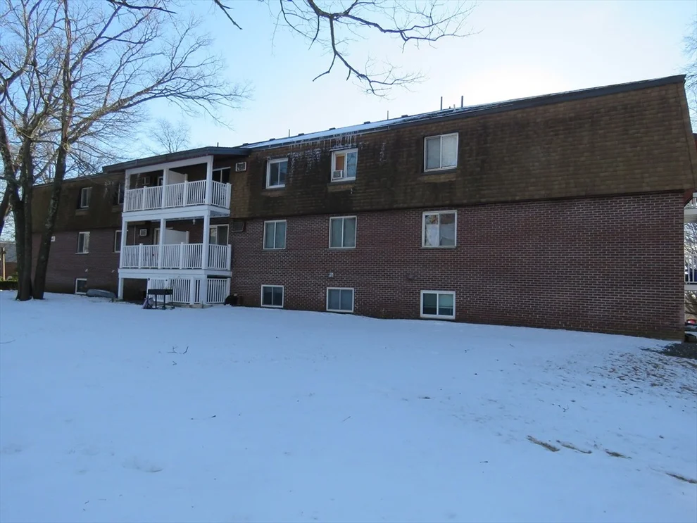 Unit for sale at 7 Wildwood St, Dracut, MA 01826