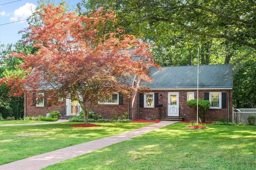 Unit for sale at 162 Starr Ave, Lowell, MA 01852