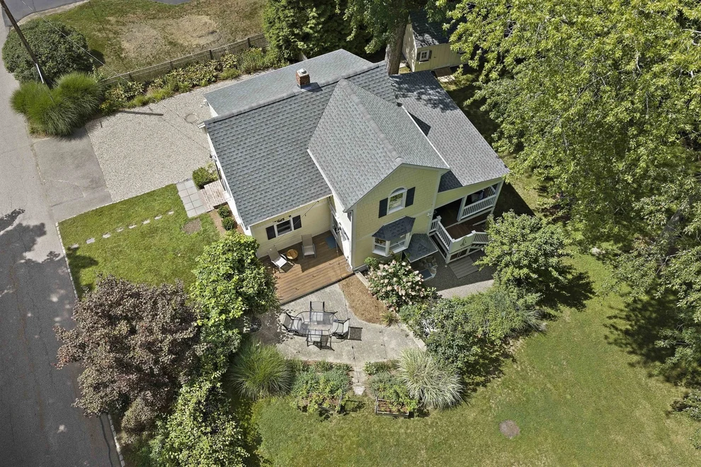Unit for sale at 16 Oakland Ave, Hanover, MA 02339