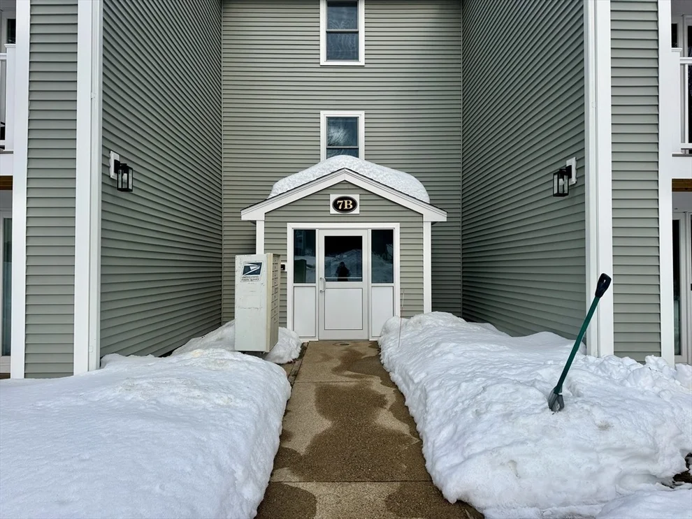 Unit for sale at 7B Marc Dr, Plymouth, MA 02360