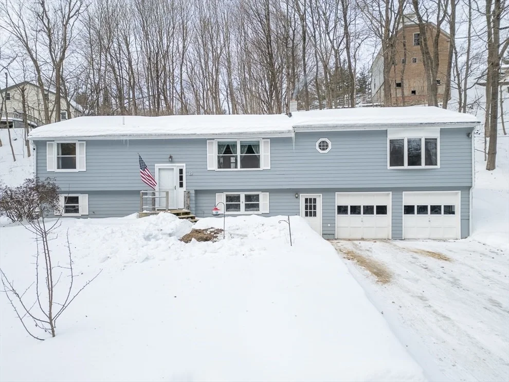 Unit for sale at 19 Canal St, Pepperell, MA 01463