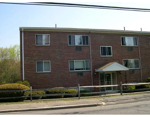 Unit for sale at 135 A Winthrop St, Framingham, MA 01702