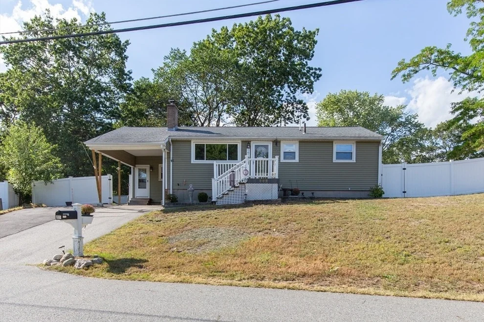 Unit for sale at 906 Old Shawsheen Street, Tewksbury, MA 01876