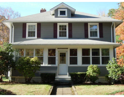 Unit for sale at 320 Vernon Ave, Barre, MA 01005