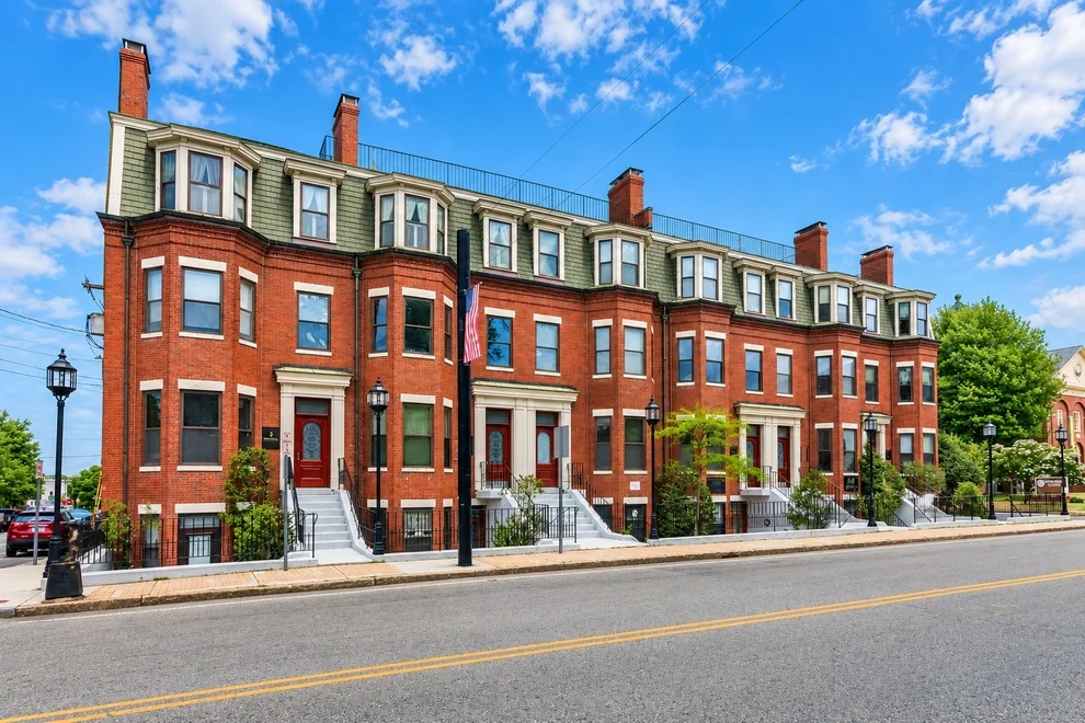 Unit for sale at 95 Court, Plymouth, MA 02360