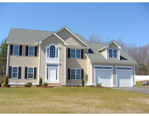 Unit for sale at 8 Thurston Lane, Ashland, MA 01721