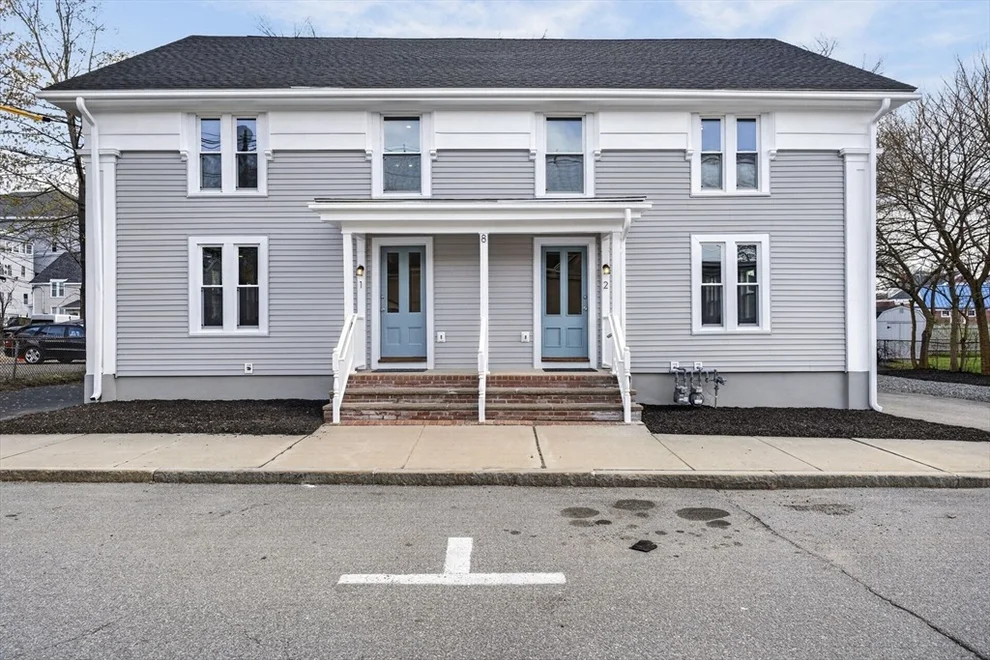 Unit for sale at 8-10 Hammatt St, Ipswich, MA 01938
