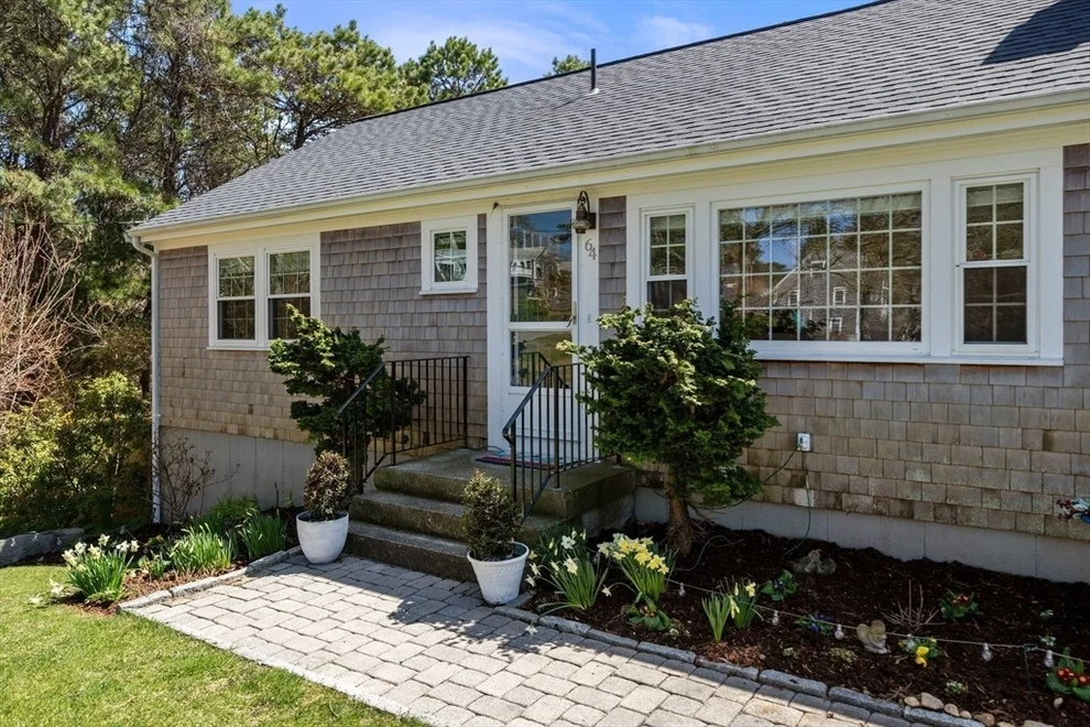 Unit for sale at 64 Gold Finch, Dennis, MA 02660