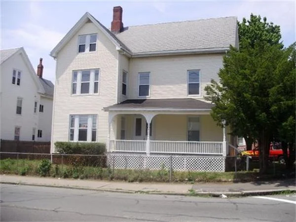 Unit for sale at 319 Boston St, Lynn, MA 01905