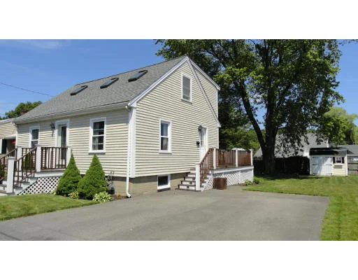 Unit for sale at 27 Windsor Rd, Beverly, MA 01915