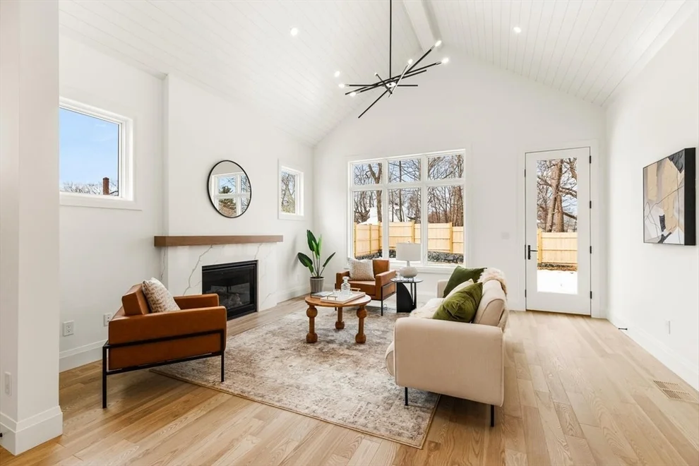 Unit for sale at 300 Waverley Ave, Watertown, MA 02472