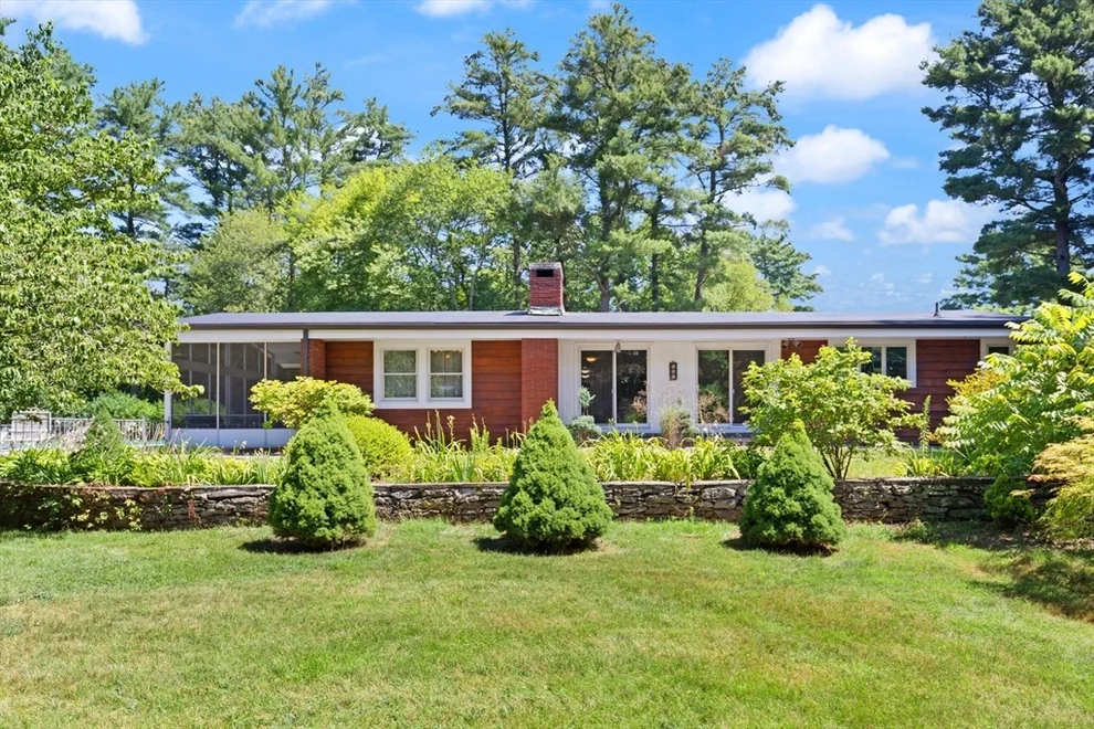 Unit for sale at 2 Fernandes Circle, Norton, MA 02766