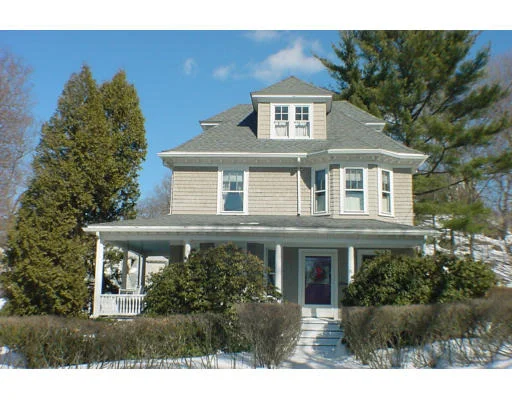 Unit for sale at 76 Banks Rd, Swampscott, MA 01907