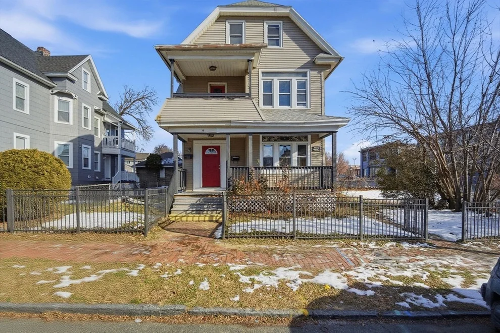 Unit for sale at 9 Murray Hill Ave, Springfield, MA 01104
