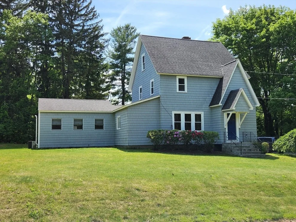 Unit for sale at 52 Walnut St, Shrewsbury, MA 01545