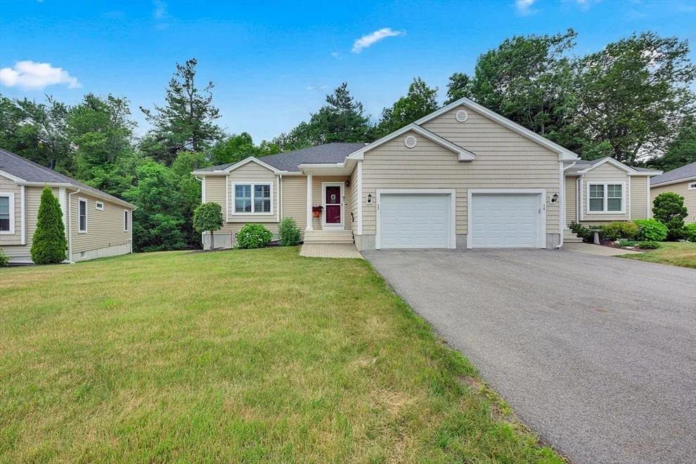 Unit for sale at 32 Village Rd, Paxton, MA 01612
