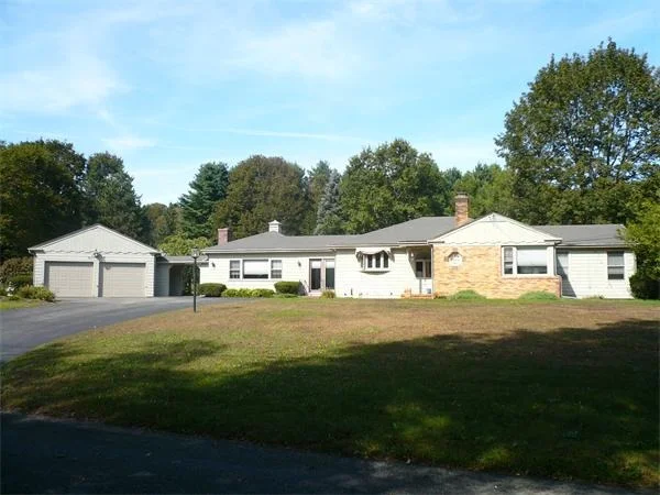 Unit for sale at 18 Warner, Ipswich, MA 01938