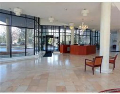 Unit for sale at 250 Hammond Pond Pkwy, Newton, MA 02467