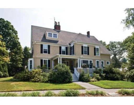 Unit for sale at 25-27 Livermore Road, Wellesley, MA 02481