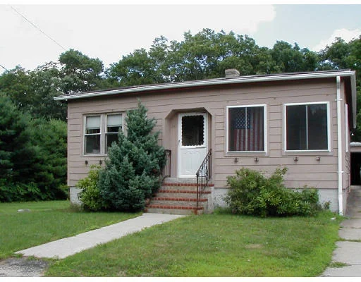 Unit for sale at 35 Julia Avenue, Franklin, MA 02038