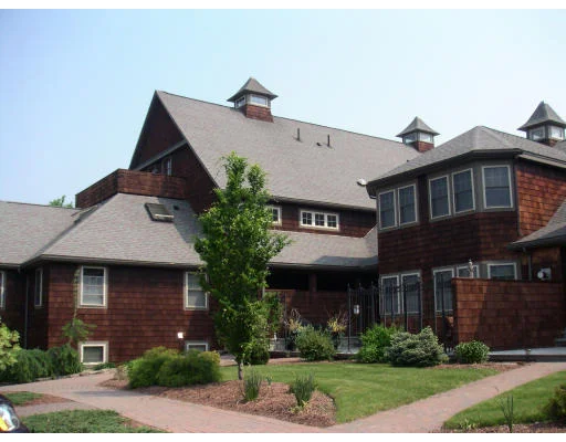 Unit for sale at 67 Concord Rd, Westford, MA 01886