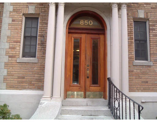 Unit for sale at 850 Massachusetts Ave, Cambridge, MA 02139