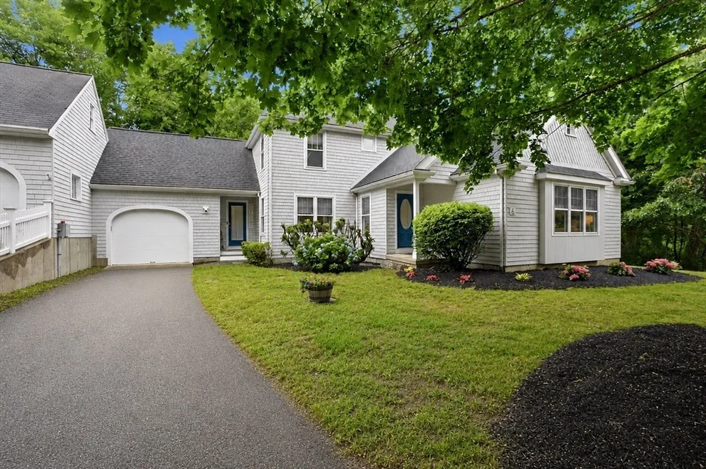 Unit for sale at 6 Brookside Lane, Scituate, MA 02066